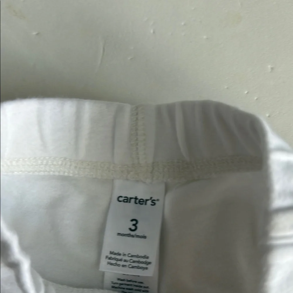 Carter’s Boys Dinosaur Print Hoodie and White Pant Set Size 3 Months